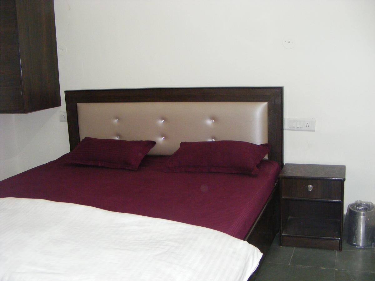 Hotel Vacation Jaipur Ngoại thất bức ảnh