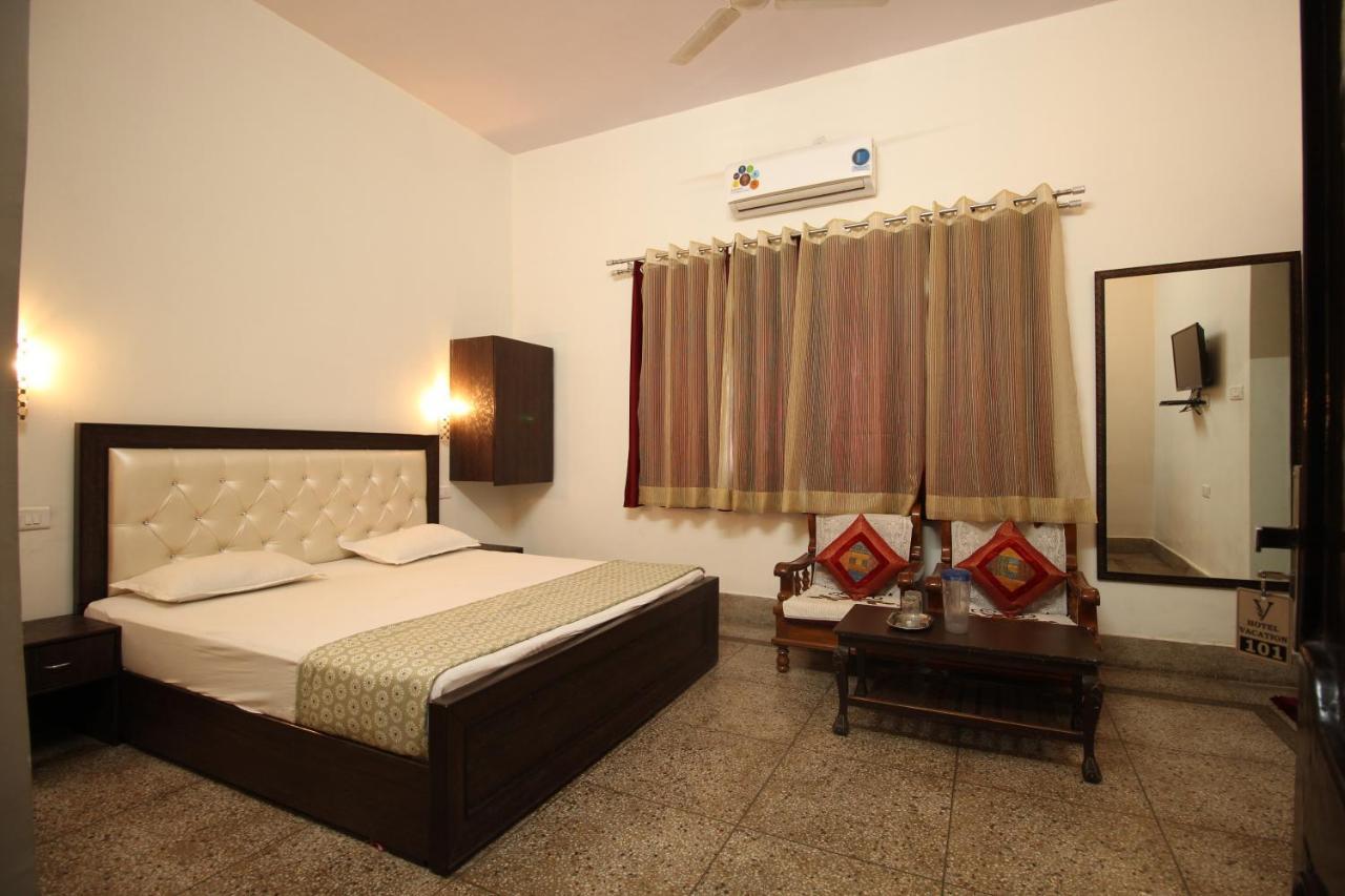 Hotel Vacation Jaipur Ngoại thất bức ảnh