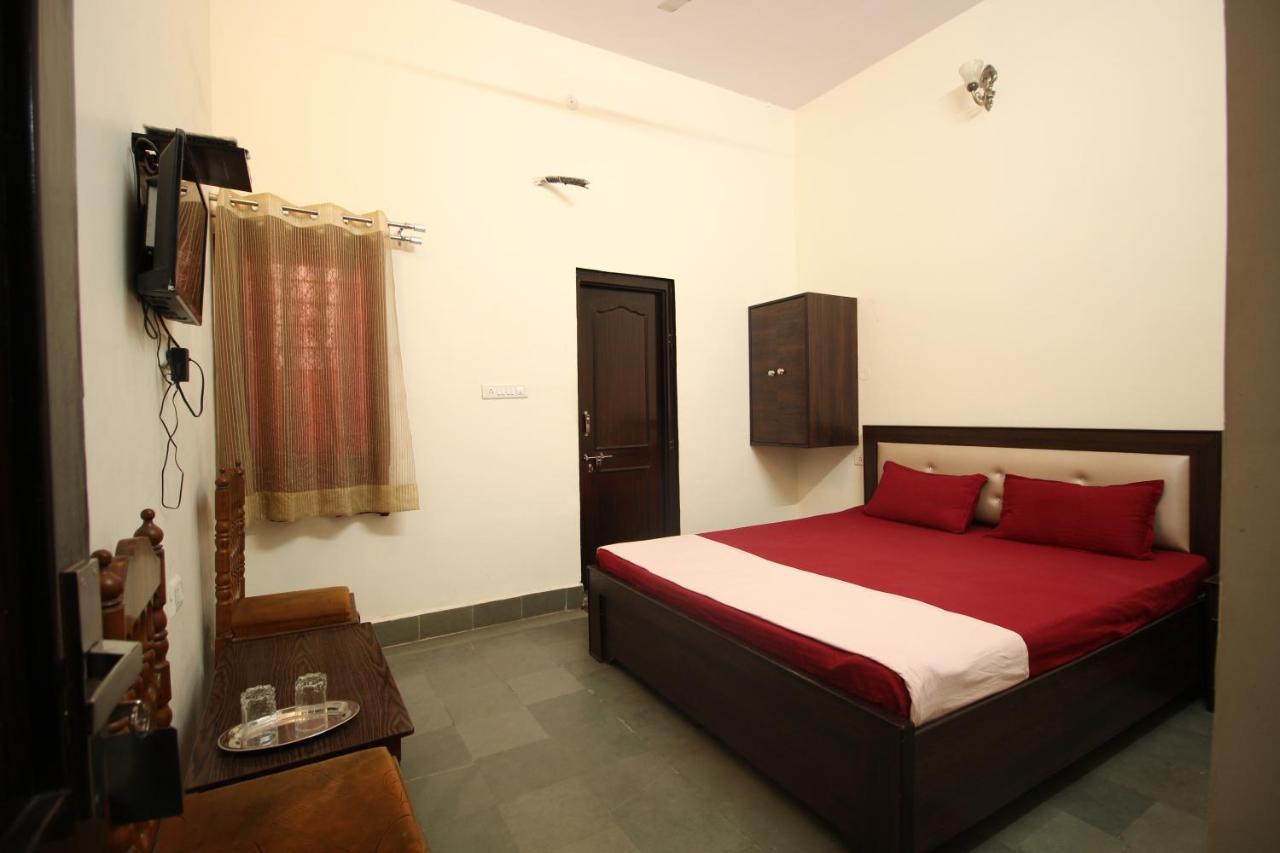 Hotel Vacation Jaipur Ngoại thất bức ảnh