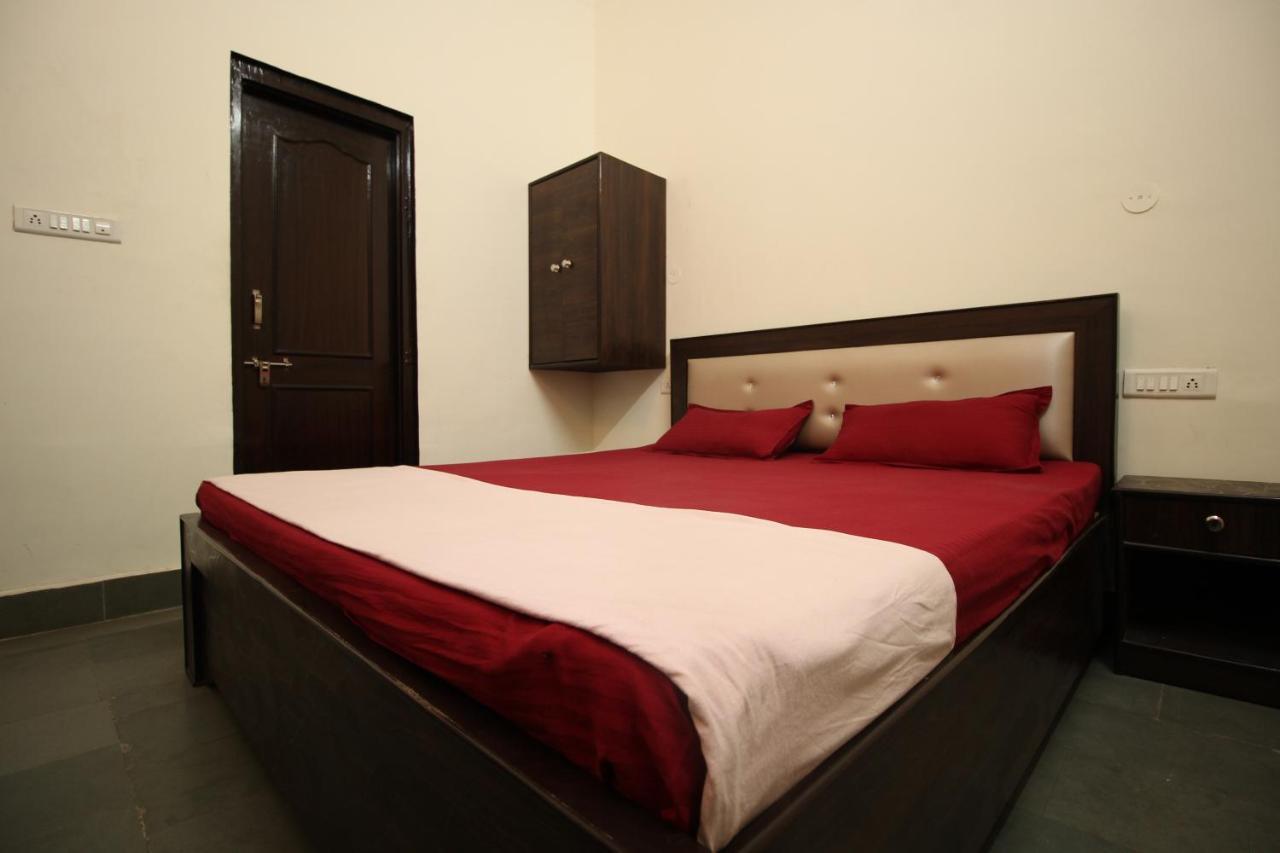 Hotel Vacation Jaipur Ngoại thất bức ảnh